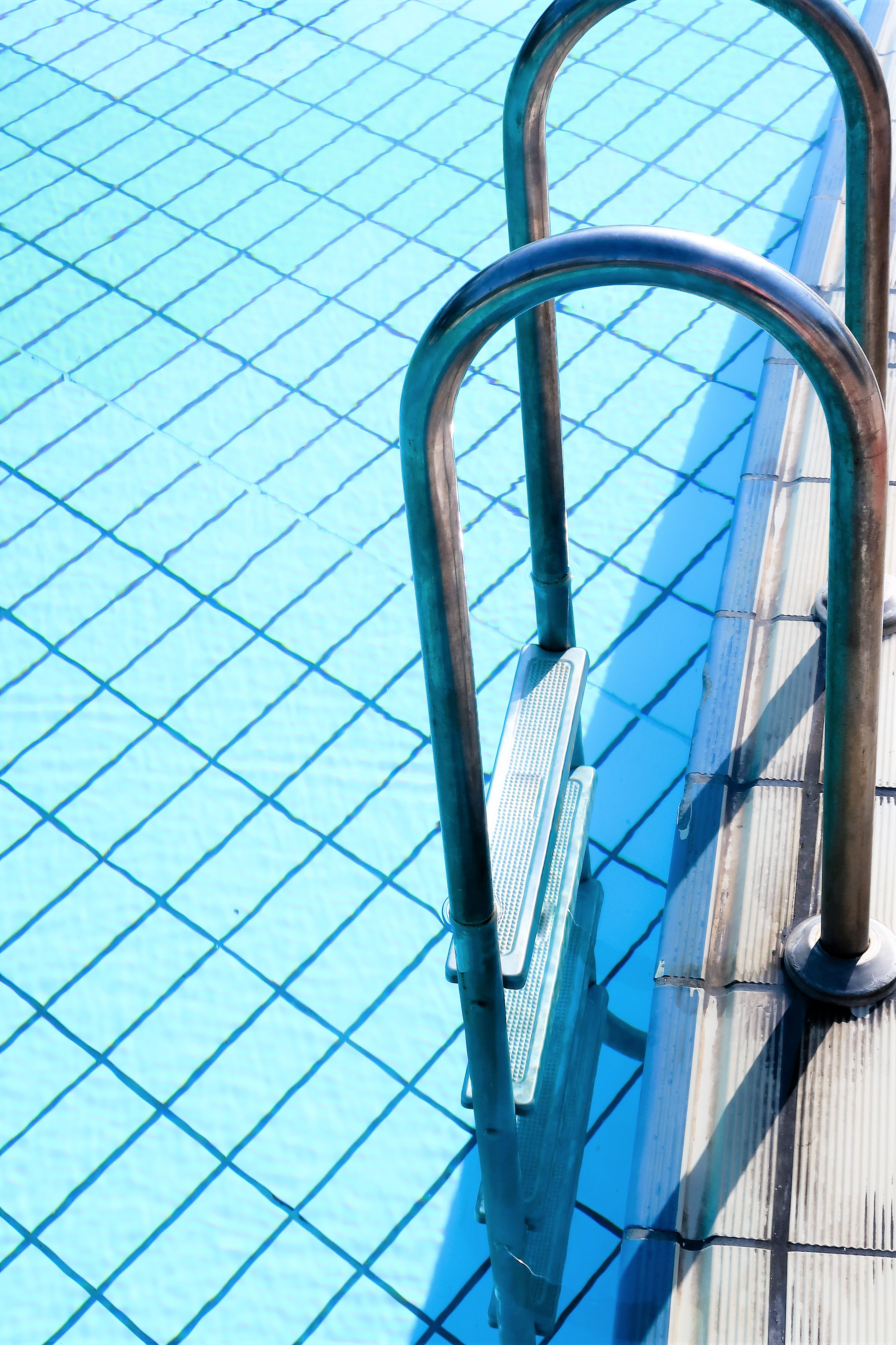 Piscina en operación después de reparación técnica